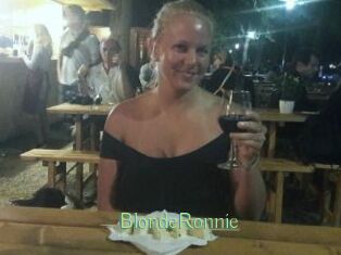 BlondeRonnie