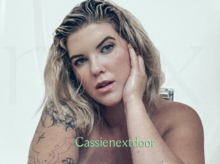 Cassienextdoor