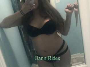 Danni_Rides