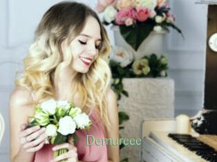 Demureee