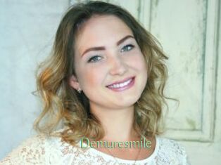 Demuresmile