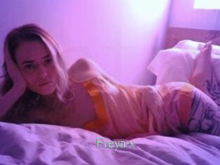 Freya_x