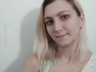 Holly_Ly