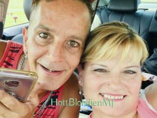HottBlondienMJ