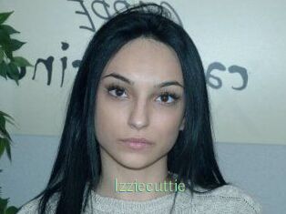 Izziecuttie
