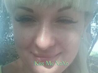 Kiss_Me_XoXo
