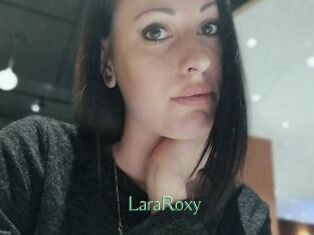 LaraRoxy