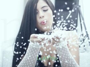 LyaWhite