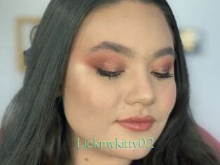 Lickmykitty02