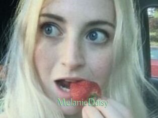 Melanie_Daisy