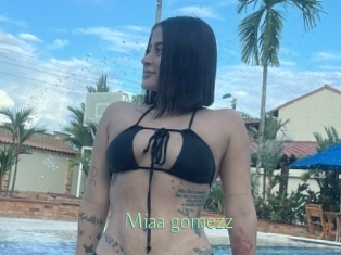 Miaa_gomezz