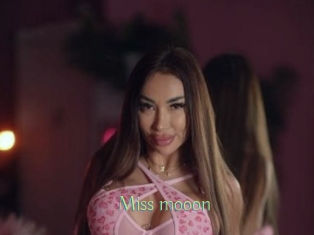 Miss_mooon