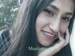Misskinkyxx