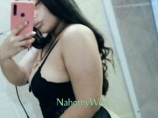 NahomyWest