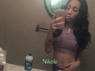 Nikole_
