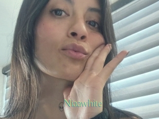 Niaawhite