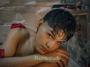 Richiestuds