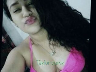 Taylor_curvy